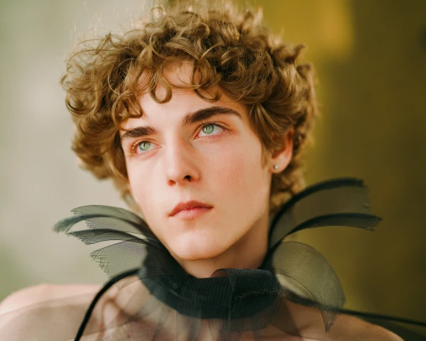 Her Gaze at That - 18